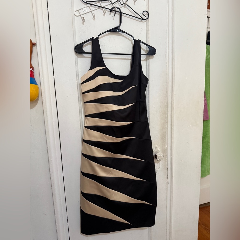 Signature by Sangria Elegant Black and Cream Striped Dress/SZ 12
